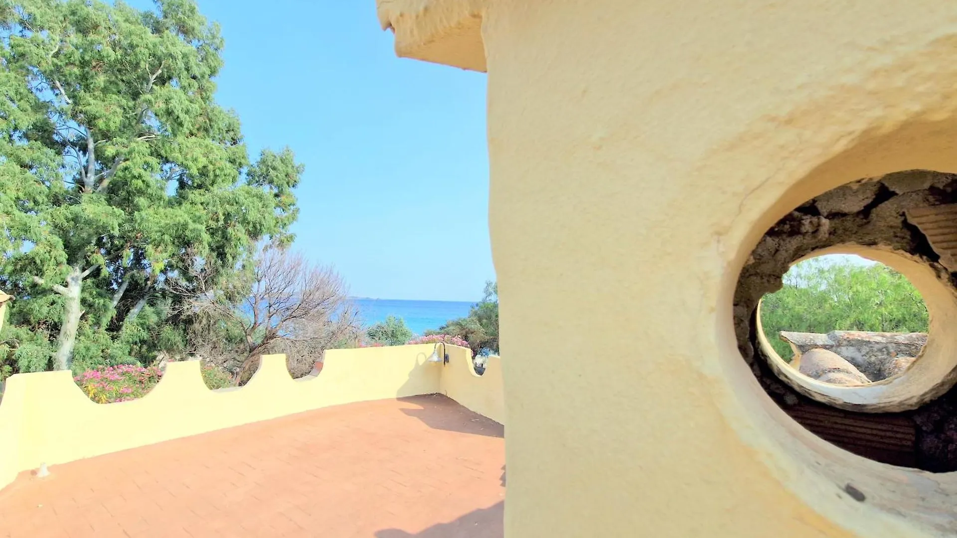 Villa Dei Pirati, Sulla Spiaggia Di Campus Portu Sa Ruxi  Portu Sa Ruxi (Sardinia)